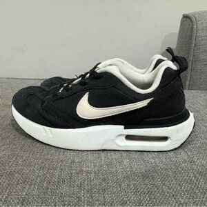 Nike Kids Black and White Sneakers